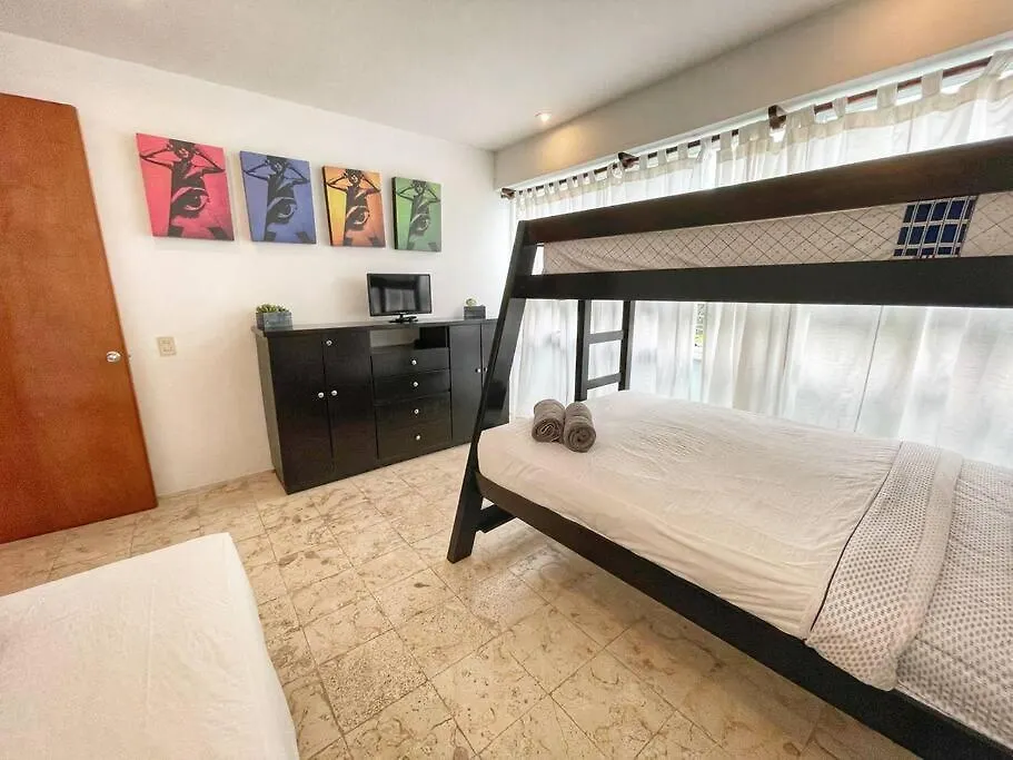 Excellent 3 Bd Steps The Beach Playa del Carmen Mexico
